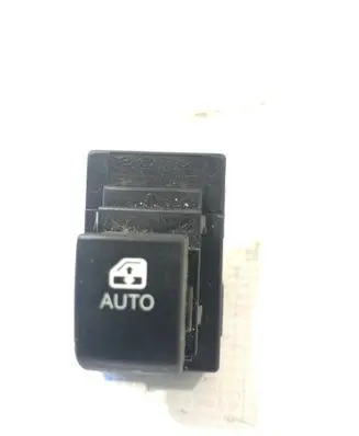 Mitsubishi Outlander Electric window control switch