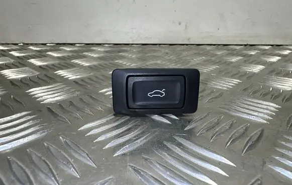 Audi Q5 SQ5 8R Tailgate/boot open switch button 4G0959831A