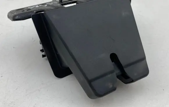 Volvo V90 Cross Country Tailgate/trunk/boot lock/catch/latch 32149884 31349975