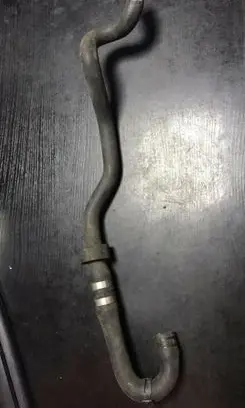 BMW 5 E60 E61 Engine coolant pipe/hose 6910758