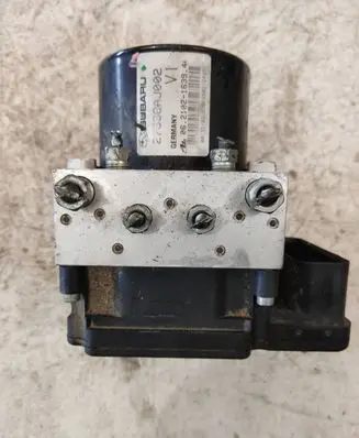 Subaru Outback ABS Pump 27536AJ002 06210216394