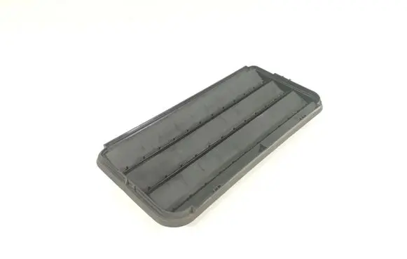 Tesla Model 3 Quarter panel pressure vent 1098751-00-C