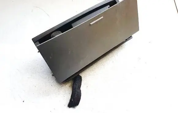 Car ashtray
