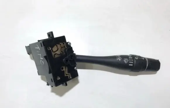 Nissan Almera Tino Wiper control stalk 36990b 149495