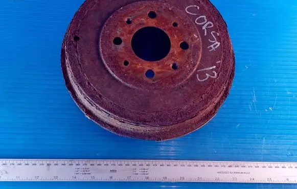 Opel Corsa D Drum brake (rear) 55701380
