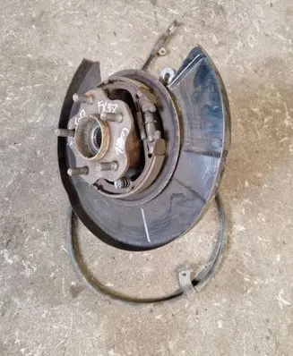 Infiniti FX Rear wheel hub