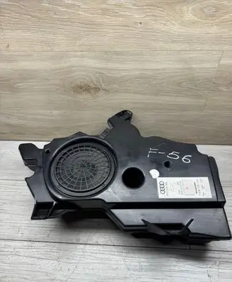 Audi A3 S3 8P Subwoofer speaker 8P3035382 7606500216 0160