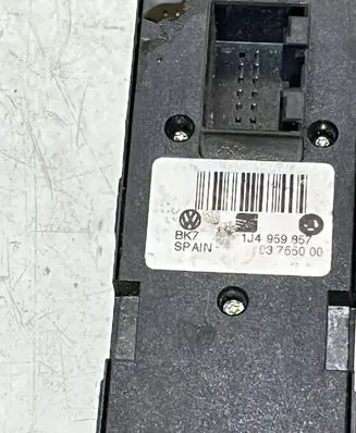 Volkswagen Golf IV Electric window control switch 1J4959857 03755000