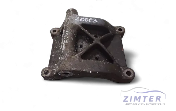 Audi 200 A/C compressor mount bracket 034260885A