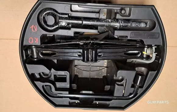Peugeot 2008 I Tool set 9655342680