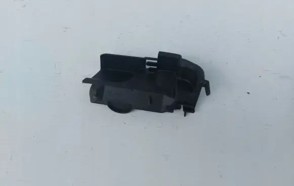 Volkswagen Golf VI Loading door lock 