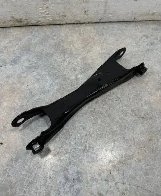 BMW i3 Rear upper control arm/wishbone 6867880 33326867880