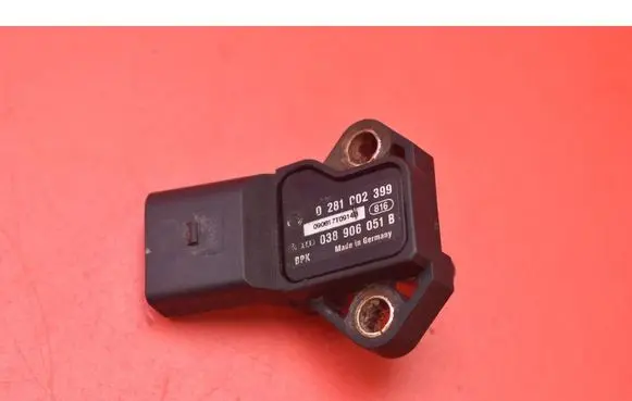 Skoda Octavia Mk2 (1Z) Sensor 038906051B