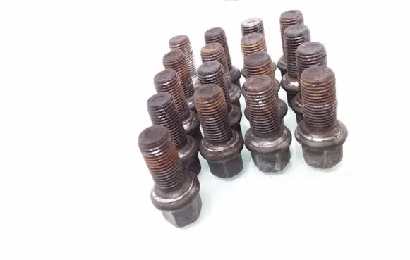 Volkswagen Eos Nuts/bolts 