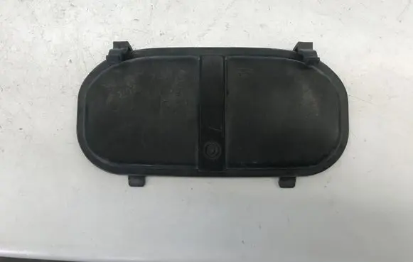 Ford Mondeo MK I Headlight/headlamp dust cover 35380749
