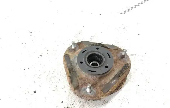 Toyota Avensis T250 Front upper strut mount 