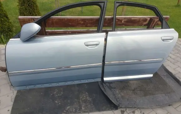 Audi A8 S8 D3 4E Rear door