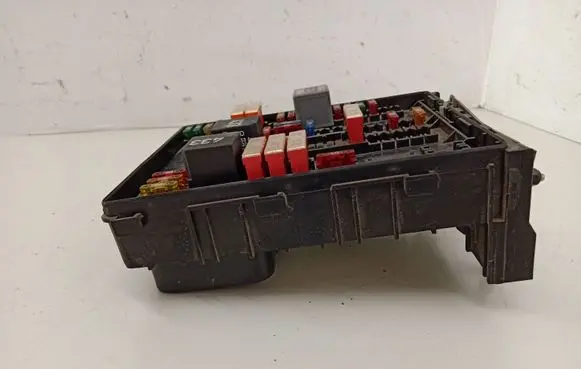 Volkswagen Touran I Fuse module 1A1405045404