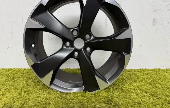 Cupra Leon R18 alloy rim 5fa601025h