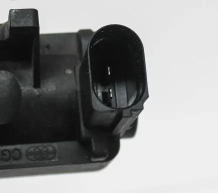 Audi A4 S4 B8 8K Turbo solenoid valve 8K0906627