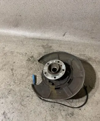 BMW X1 E84 Rear wheel hub