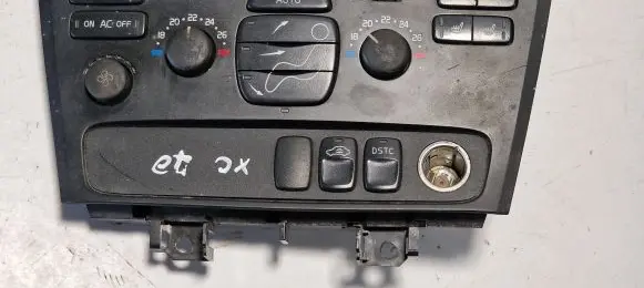Volvo XC70 Climate control unit 8691876 04W07E03 SN31239322
