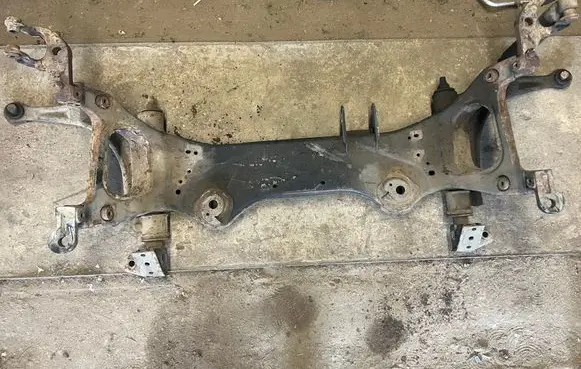 Renault Master II Front subframe