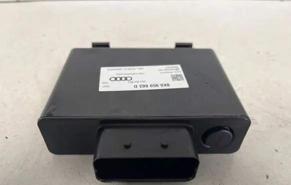 Audi A6 S6 C7 4G Voltage converter/converter module 8K0959663D 8K0959663