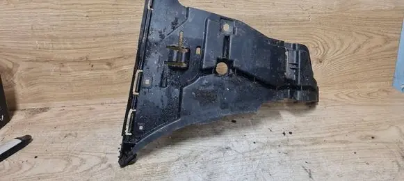 Volvo S60 Front bumper mounting bracket 08693182