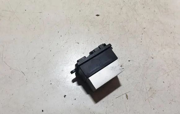 Renault Captur Heater blower motor/fan resistor A43002100 3062949306376 12VC