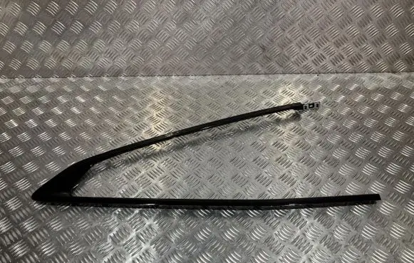 BMW 4 G22 G23 G24 G26 Rear side glass trim 51337482756