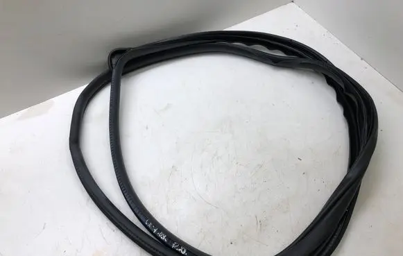Mazda CX-7 Front door rubber seal