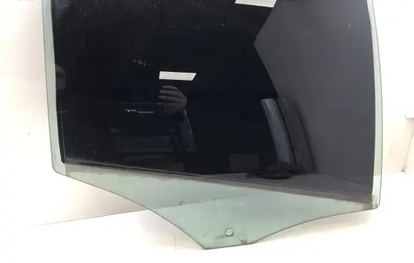 Volvo S60 Rear door window glass DOT57M20AS2 43R001105