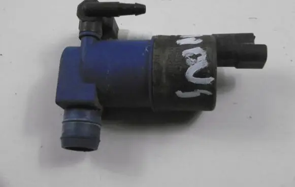 Renault Modus Windscreen/windshield washer pump