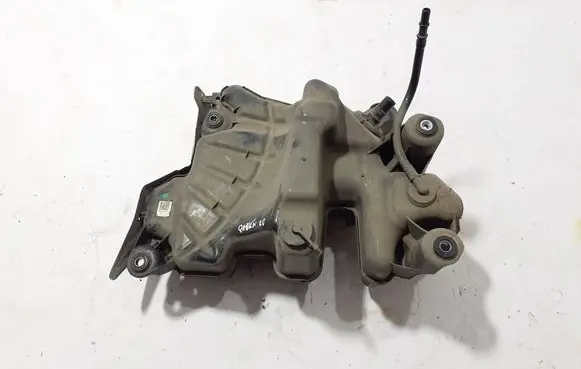 Nissan Qashqai AdBlue liquid reservoir 20411HV81A