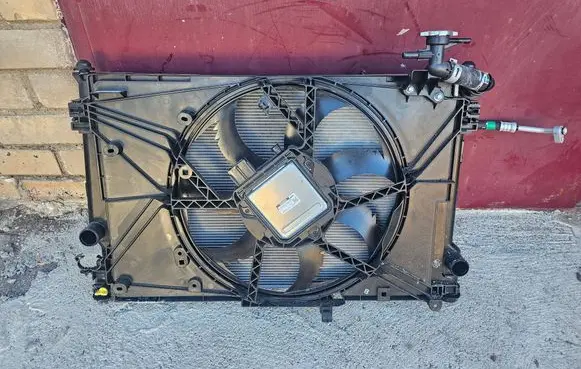 Lexus NX Radiator set 1636331510 2685004001 1220500361
