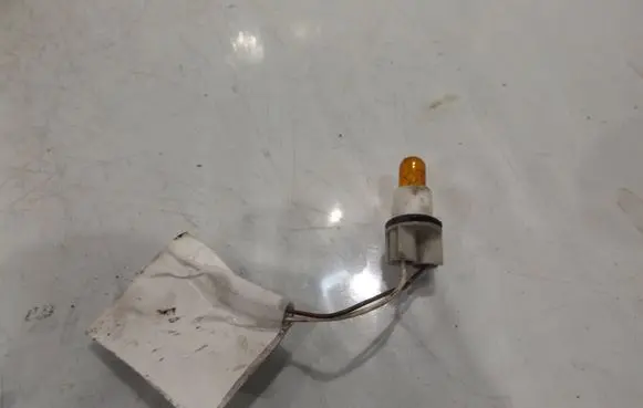 Nissan NV200 Front indicator light