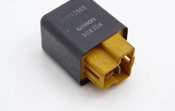 Mitsubishi Space Star Other relay MD113566
