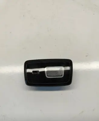 Volvo C40 Front seat light 32366232 2112250744