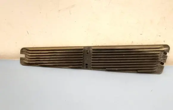 Jeep Grand Cherokee (WJ) Dash center air vent grill 55115885