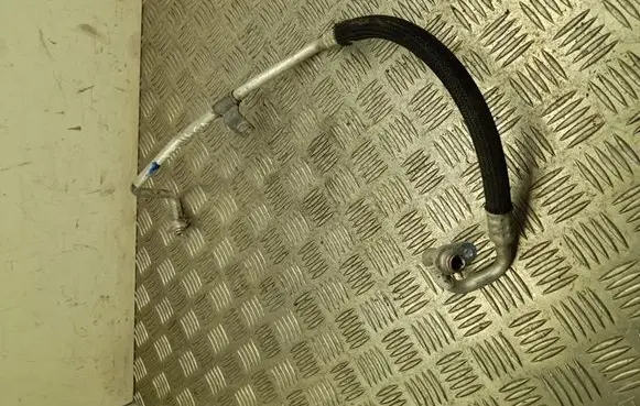 Opel Astra L Air conditioning (A/C) pipe/hose 9846830880