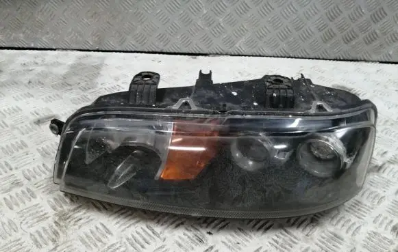 Fiat Punto (188) Headlight/headlamp 89100957