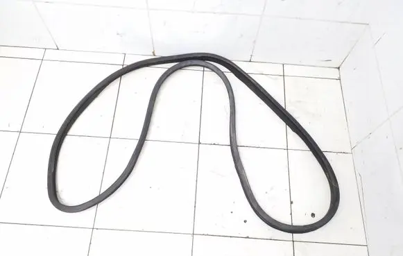Mercedes-Benz R W251 Front door rubber seal A2516900076