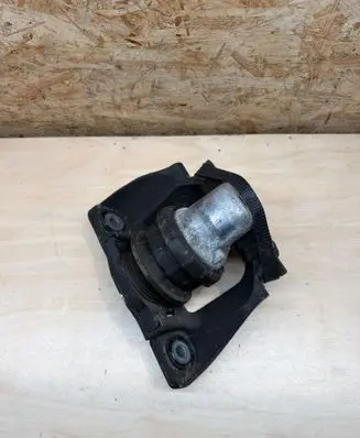 Volvo S90, V90 Engine mount bracket 31330589