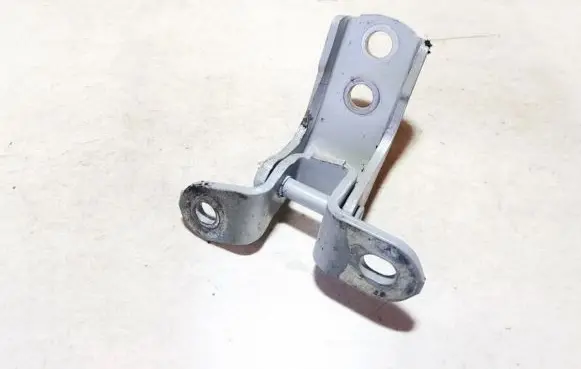 Toyota Yaris Front door upper hinge