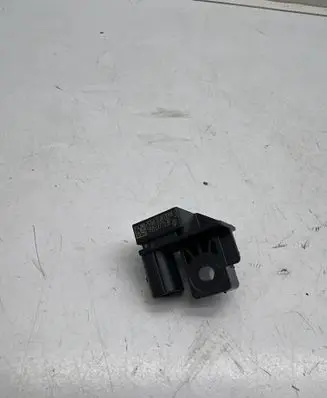 Renault Megane IV Airbag deployment crash/impact sensor 988337713R