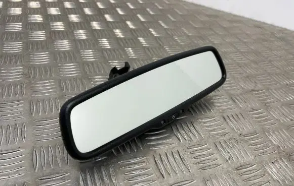 Nissan Qashqai Rear view mirror (interior)
