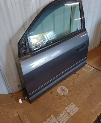 Mitsubishi Space Star Front door