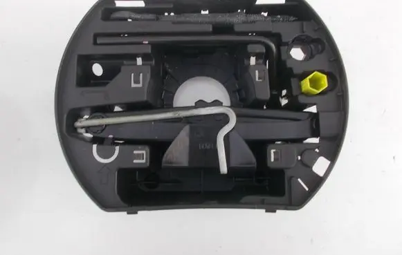 Peugeot 2008 I Tool set 9817224380