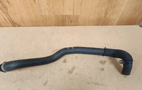 Mercedes-Benz GLC X253 C253 Engine coolant pipe/hose A2058303104
